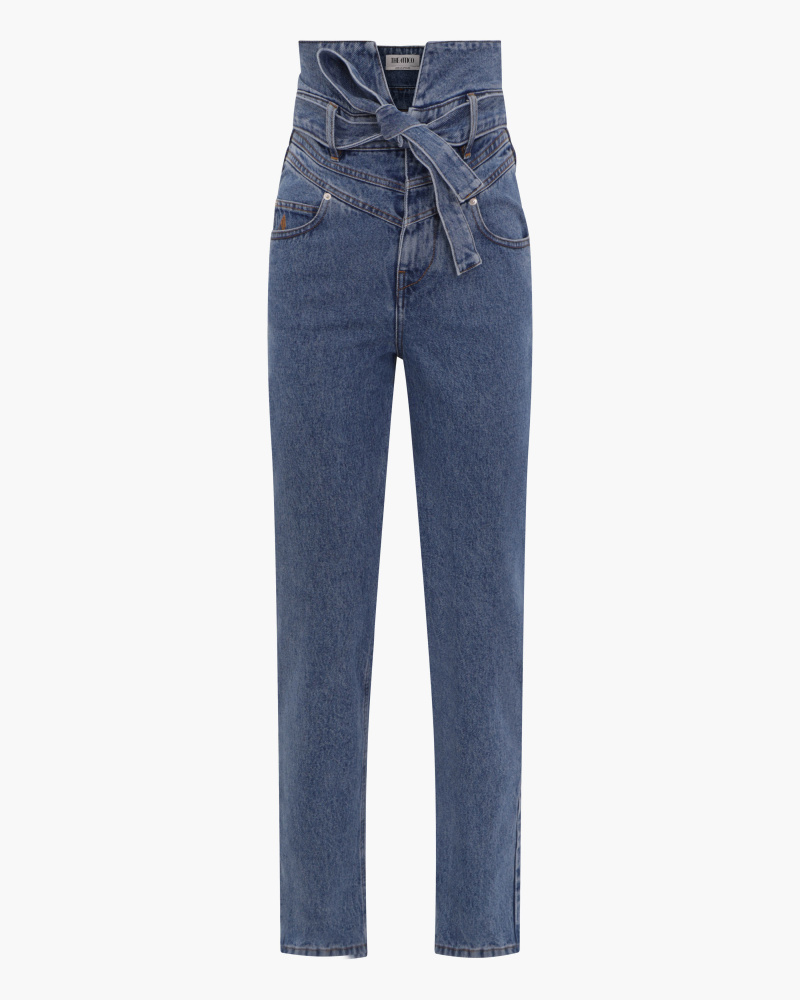 HIGH-RISE JEANS